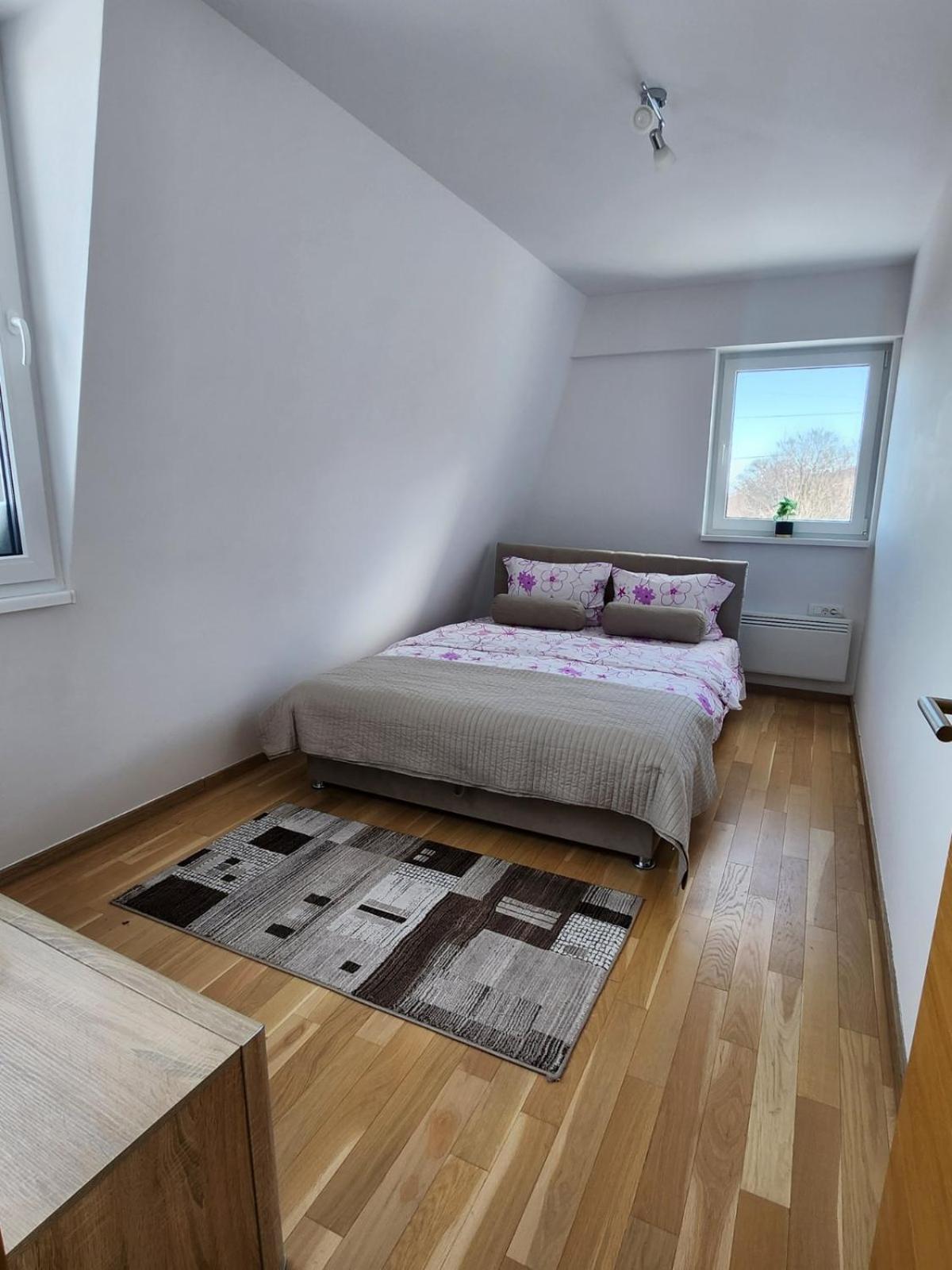 Luxury Aroma Apartment *